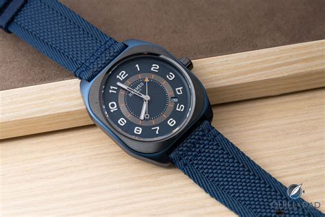 hermes h08 blue titanium strap